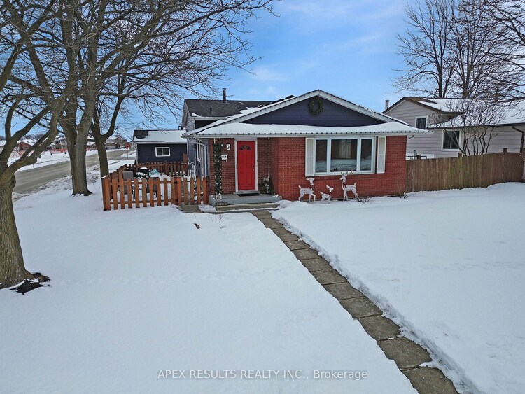 3 Leduc Street, Hamilton, ON, Lisgar