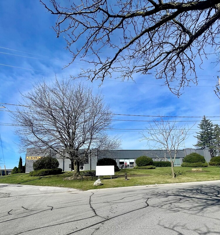 103 Brisbane Rd, Toronto, Ontario, York University Heights