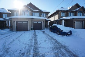 498 Moodie Drive, Ottawa, ON , MLS #X11986883 , Image - 1