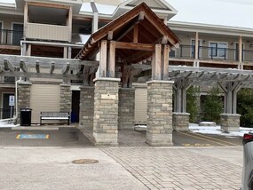 4 Cove Crt