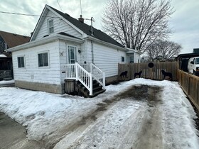 10 Athoe Street, Niagara, ON , MLS #X11994169 , Image - 1