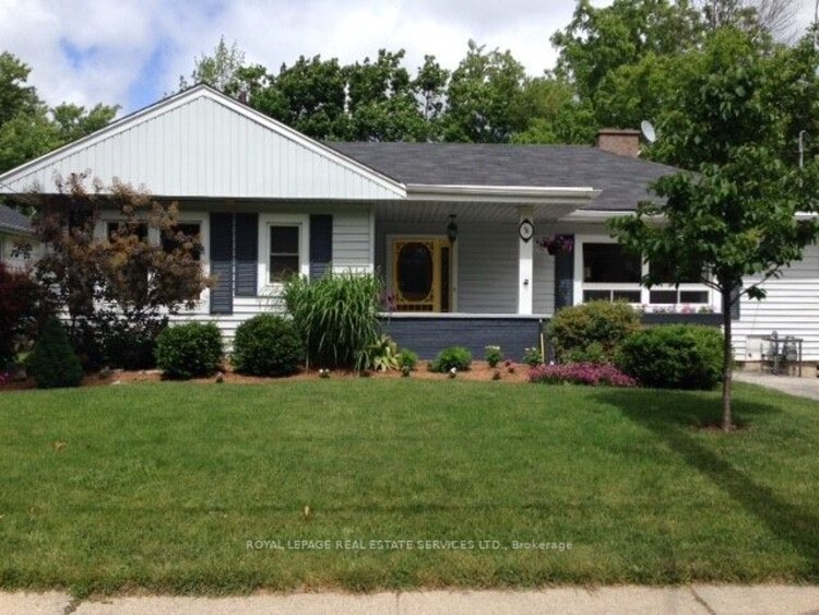 76 Main Street N, Hamilton, ON, Waterdown