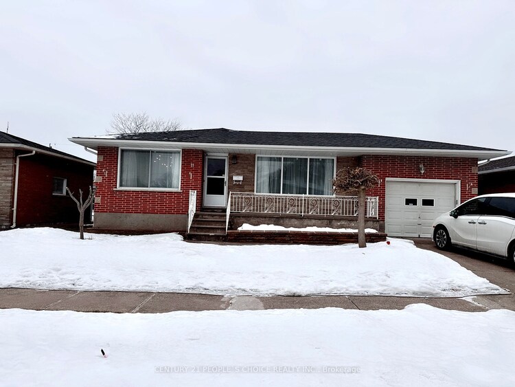 11 St Charles Dr W, Thorold, Ontario, 