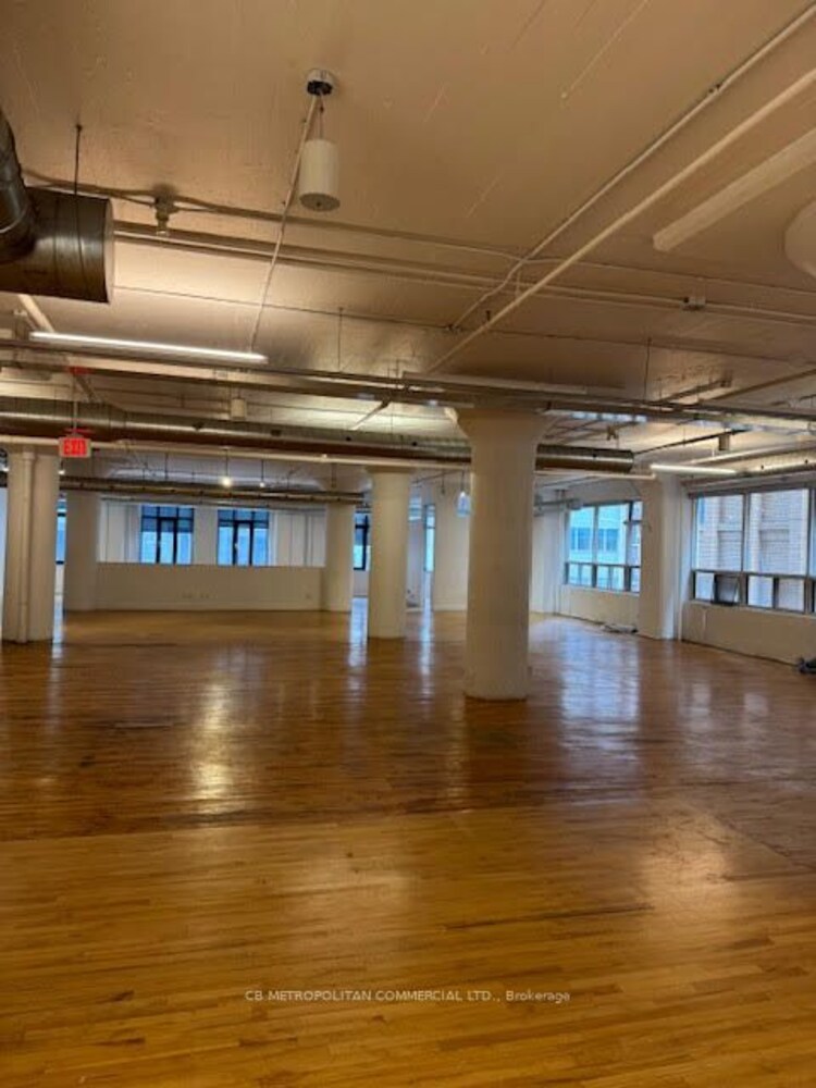 317 Adelaide St W, Toronto, Ontario, Niagara