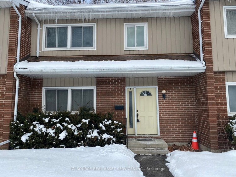 121 University Avenue E, Waterloo, ON, 