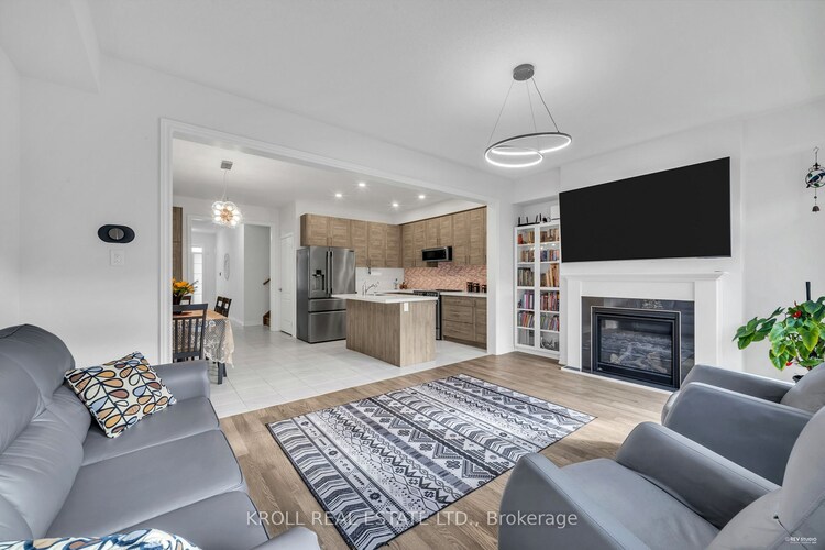 26 Frederick Taylor Way, East Gwillimbury, ON, Mt Albert