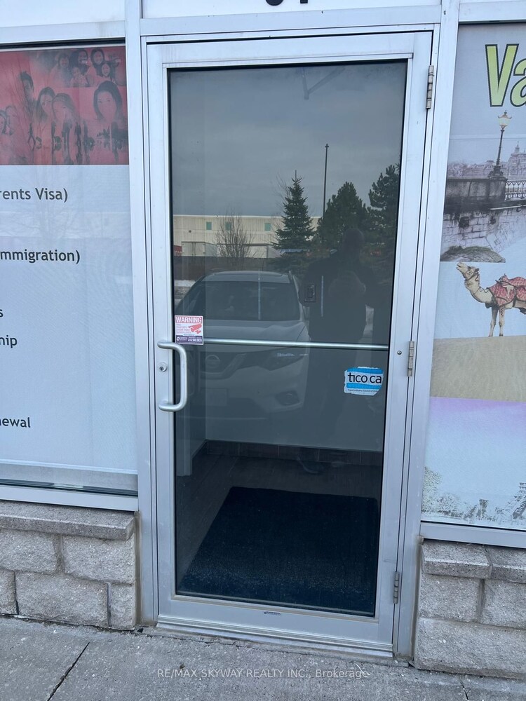 80 Maritime Ontario Blvd N, Brampton, Ontario, Airport Road/ Highway 7 Business Centre