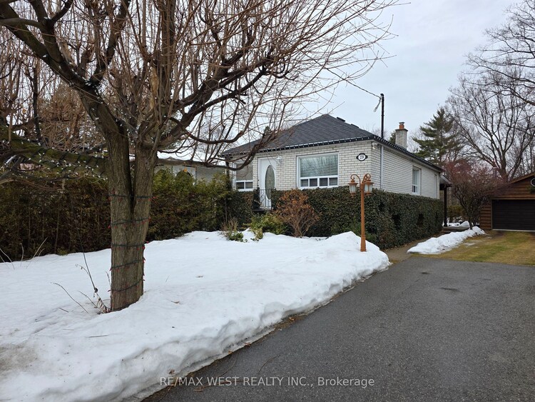 239 Angelene Street, Mississauga, ON, Mineola