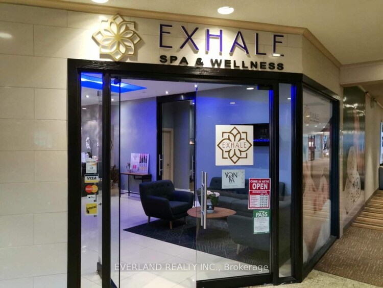 655 Dixon Road, Toronto, ON, West Humber-Clairville