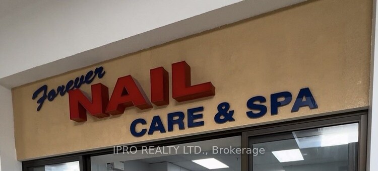 200 Broadway St, Tillsonburg, Ontario, 