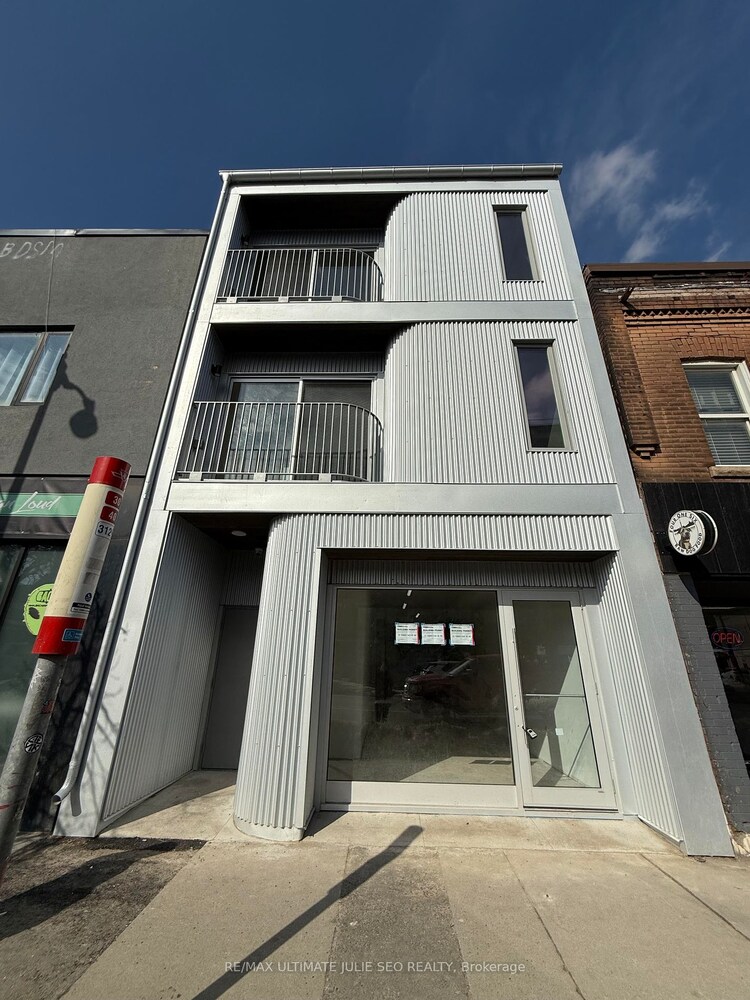 3122 Dundas Street W, Toronto, ON, Junction Area