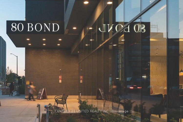 80 Bond Street E, Oshawa, ON, Central