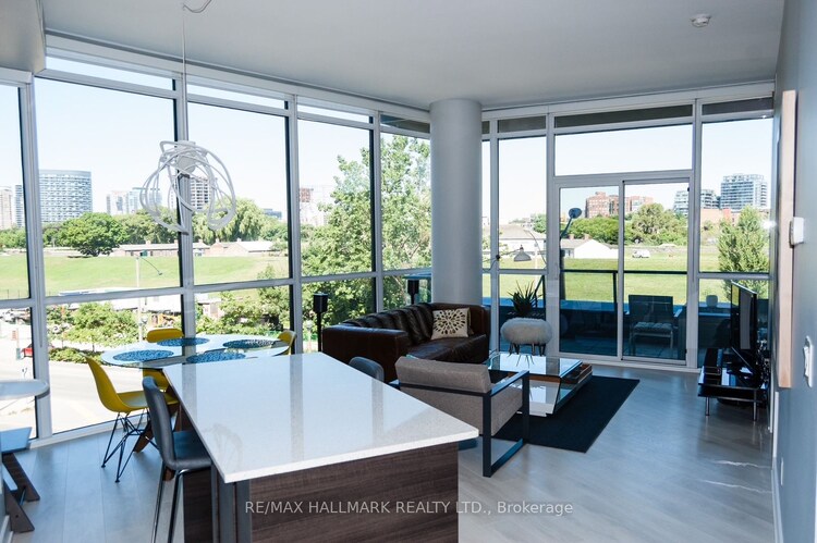 169 Fort York Boulevard, Toronto, ON, Waterfront Communities C1