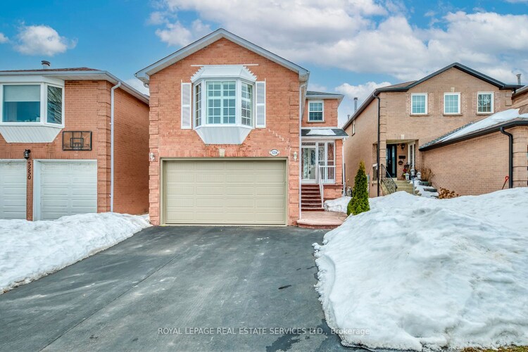 5254 Astwell Avenue, Mississauga, ON, Hurontario