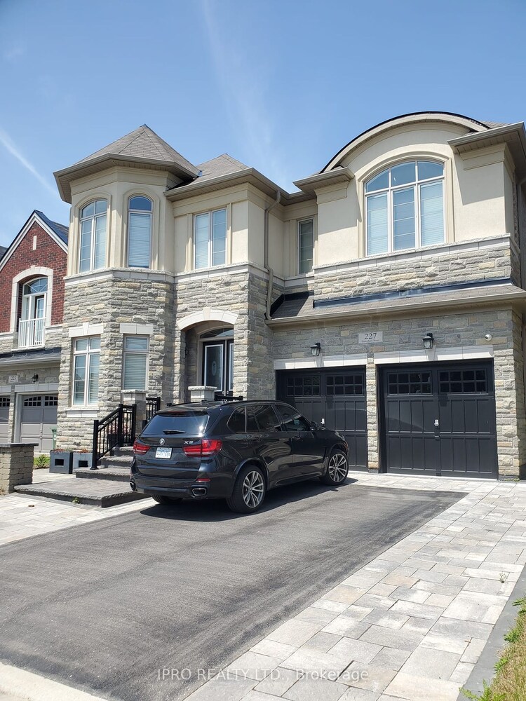227 Humphrey Street, Hamilton, ON, Waterdown