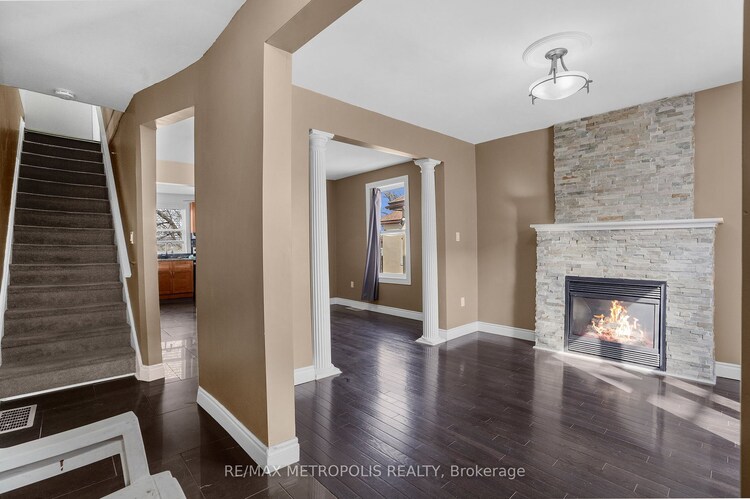 201 BAY Street N, Hamilton, ON, Central