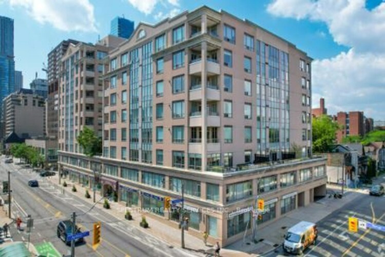 980 Yonge Street, Toronto, ON, Annex