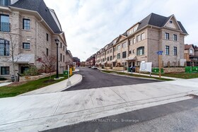 40 Lunar Cres N, Peel, Ontario , MLS #W12007882 , Image - 1