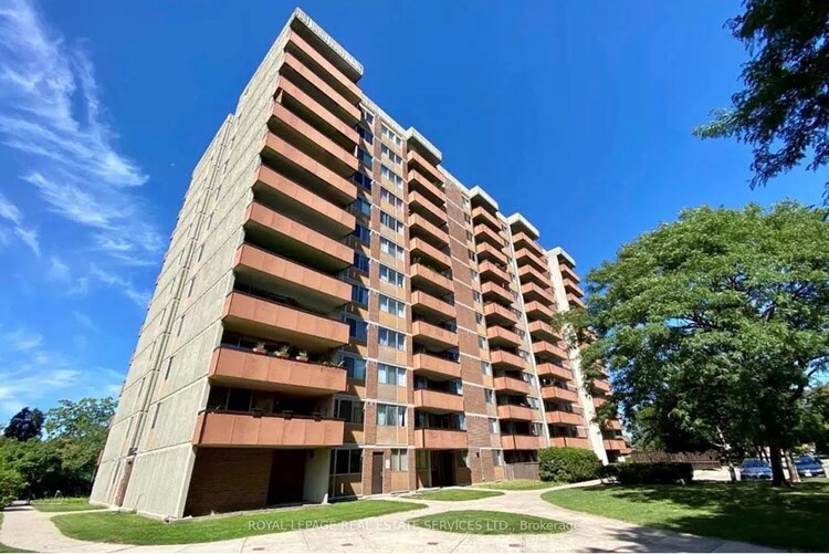 165 La Rose Avenue, Toronto, ON, Humber Heights