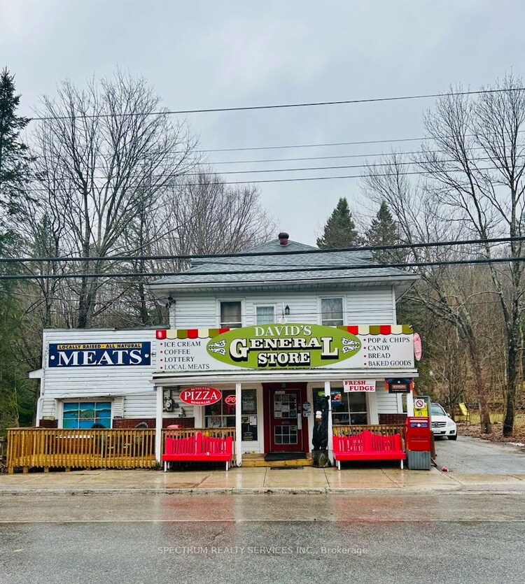 653 Muskoka District Rd 10, Huntsville, Ontario, 