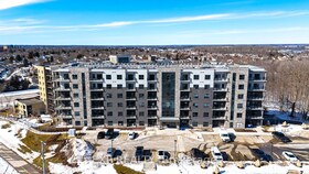 1000 Lackner Place, Waterloo, ON , MLS #X12010452 , Image - 1
