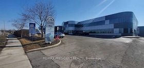 160 Traders Blvd E, Peel, Ontario