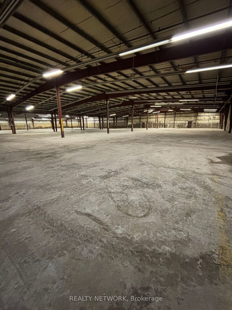 6050 Don Murie St, Niagara Falls, Ontario, 221 - Marineland