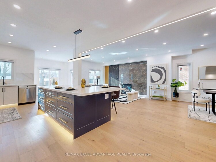 45 Mojave Crescent, Richmond Hill, ON, Westbrook