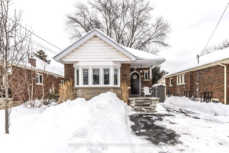 46 Kenmore Road, Hamilton, ON, Westdale