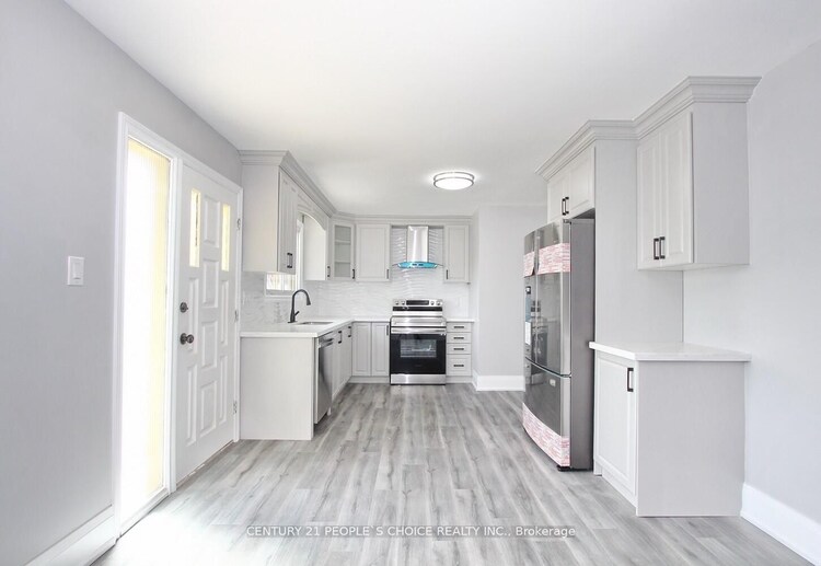 35 Dartford Place, Hamilton, ON, Lawfield