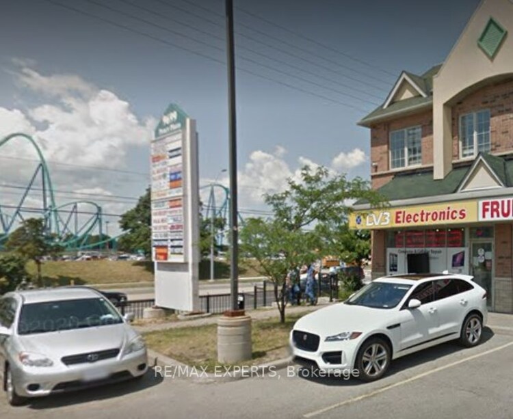 9699 Jane St, Vaughan, Ontario, Maple