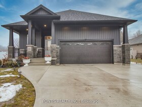 41 Sleepy Meadow Drive, Chatham-Kent, ON , MLS #X12015346 , Image - 1