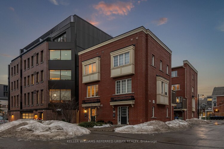 68 Raffeix Lane, Toronto, ON, Regent Park