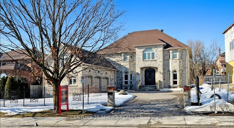 128 Garden Avenue, Richmond Hill, ON, South Richvale