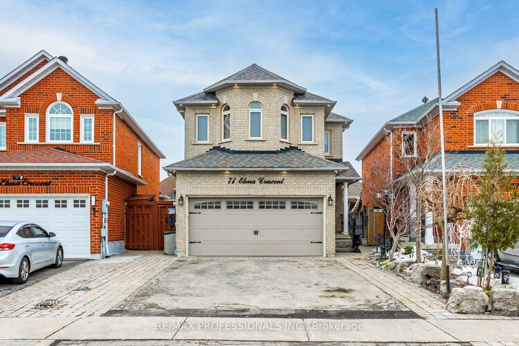 71 Elena Crescent, Vaughan, ON, Maple
