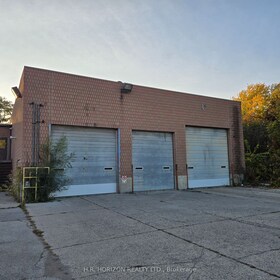 92 Berczy Street, York, ON , MLS #N12017913 , Image - 1