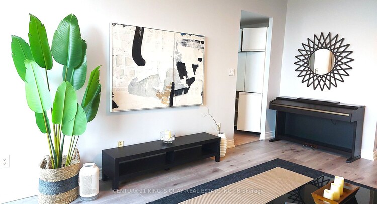 326 Major Mackenzie Drive E, Richmond Hill, ON, Crosby