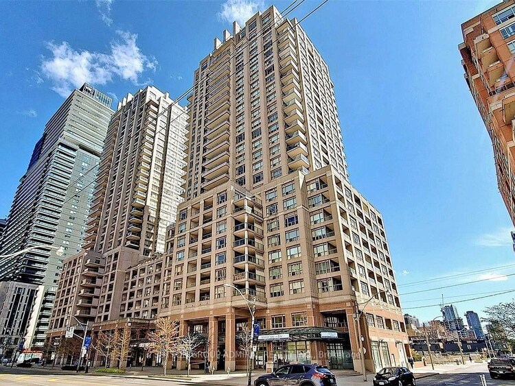 909 Bay St, Toronto, Ontario, Bay Street Corridor