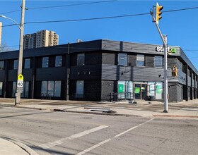 700 York Street, Middlesex, ON , MLS #40530700 , Image - 1