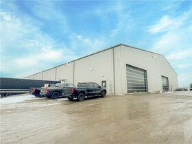 890 Wright Street, Middlesex, ON , MLS #40540105 , Image - 1