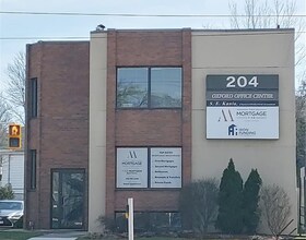 204 Oxford Street W, Middlesex, ON , MLS #40552829 , Image - 1