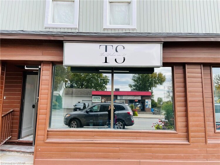 647 Oil Heritage Road, Plympton-Wyoming, ON, 