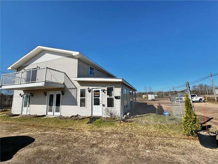 9 Earl's Lake Road, Papineau-Cameron, ON, 