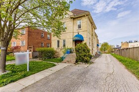 136 Elmwood Avenue E, Middlesex, ON , MLS #40581171 , Image - 1