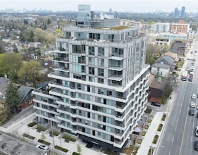 498 Eglinton Ave E Avenue, Toronto, ON , MLS #40586451 , Image - 1