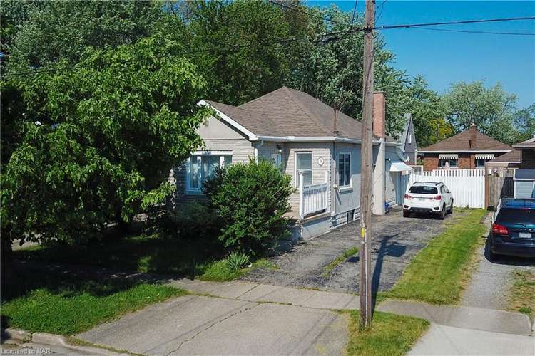 34 Lyons Avenue, Welland, ON, 