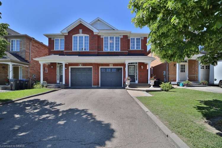 9 Blackcherry Lane, Brampton, ON, Sandringham-Wellington