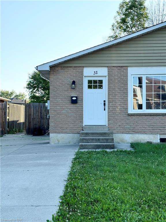 31 Lampman Crescent, Thorold, ON, 