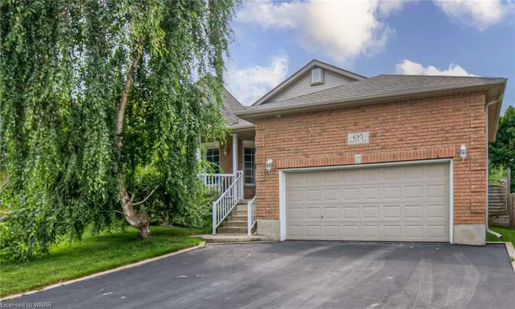 695 Burnett Avenue, Cambridge, ON, 