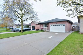 54 Kingsbridge Street, Middlesex, ON , MLS #40579783 , Image - 1
